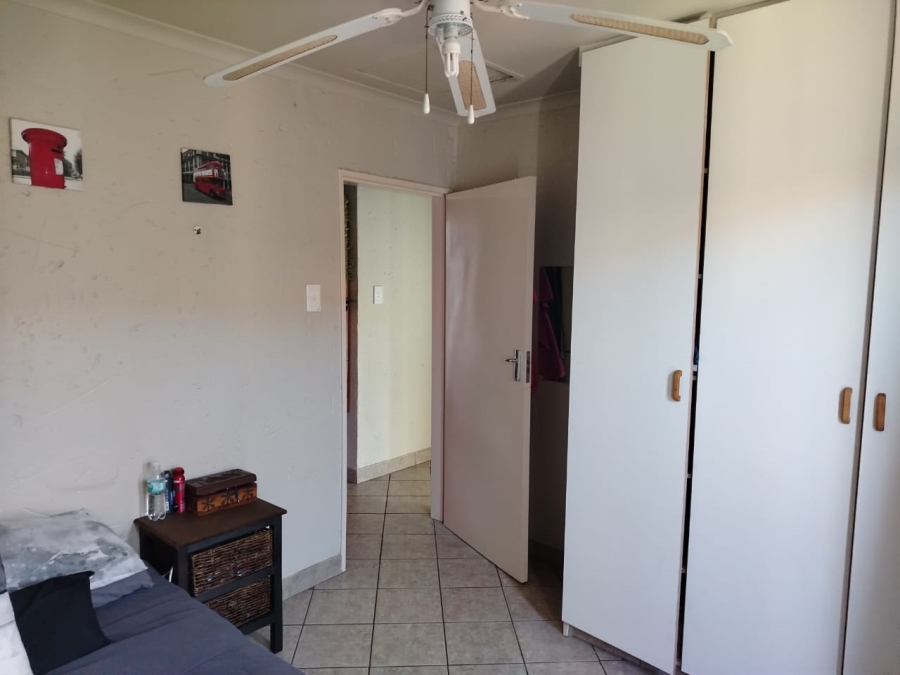 2 Bedroom Property for Sale in Vaalpark Free State